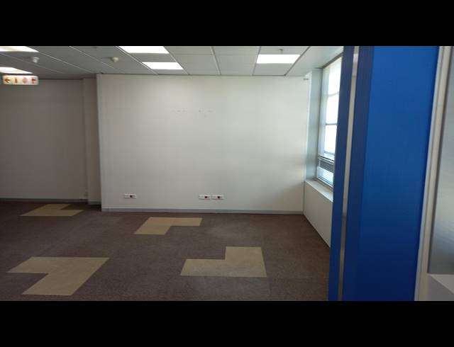 98M² OFFICE RENTED IN CAPE TOWN CITY CENTRE